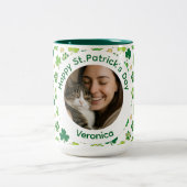 St. Patrick's Day Personalized Cat Mom Photo Mug Tweekleurige Koffiemok (Center)