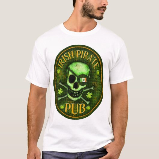St. Patrick's Day Pirate Pub Skull T-Shirt (Voorkant)