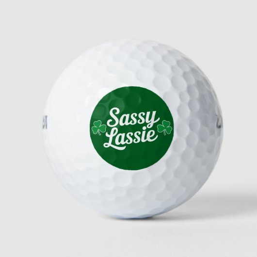 St Patricks Day Sassy Lassie Grappig Iers Golfballen (Voorkant)
