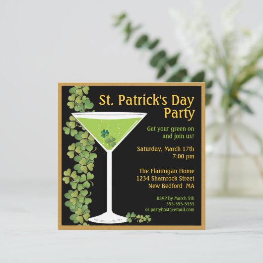 St. Patricks Day Shamrock Martini Uitnodiging (Staand voorkant)