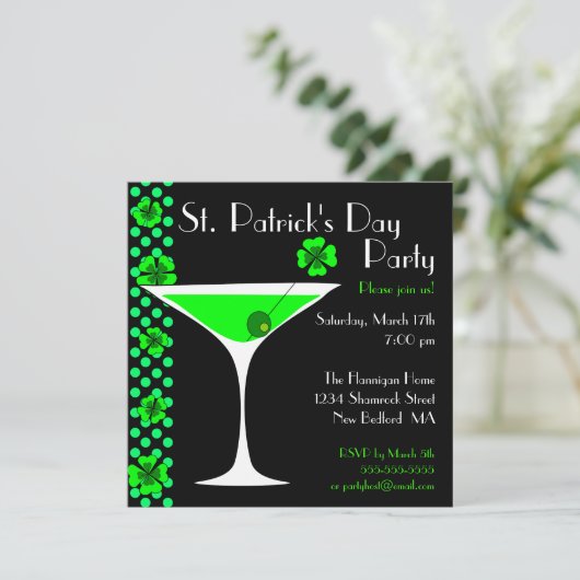 St. Patricks Day Shamrock Martini Uitnodiging (Staand voorkant)