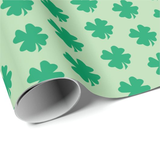 St Patrick's Day Shamrock Pattern Green Leaf 2025 Cadeaupapier (Rol Hoek)