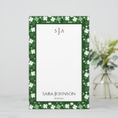 St. Patrick's Day Shamrocks Monogram Briefpapier (Staand voorkant)