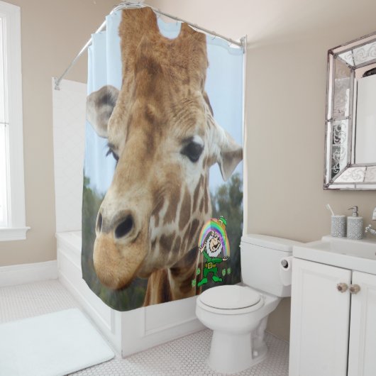 St. Patrick's Day Shower Curtain Giraffe Douchegordijn (In situ)