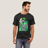 St Patrick's Day Skeleton Drink Coffee Irish Sh T-shirt (Voorkant volledig)