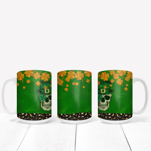St. Patrick's Day-thema met schedel en shamrock Tweekleurige Koffiemok