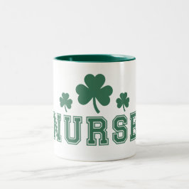 St. Patrick's Day Verpleegster Shamrock Wrap Aroun Tweekleurige Koffiemok