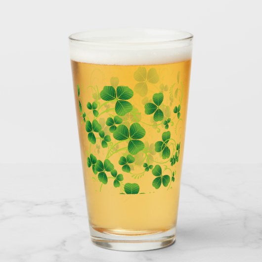 St. Patricks Day Vine & Shamrock Clovers Glas (Voorkant gevuld)