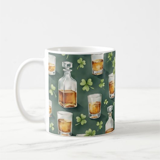 St. Patrick's Day Whiskey and Shamrocks Pattern Koffiemok (Links)