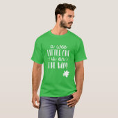 St. Patrick's Day Zwangerschap Aankondiging wee li T-shirt (Voorkant volledig)