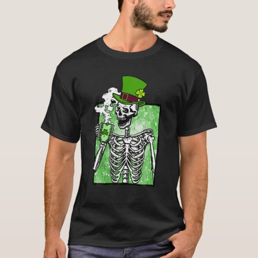 St. Patrick's Skull Drink Coffee Lucky T-shirt (Voorkant)