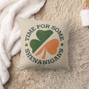 St. Patrick's Tijd voor wat kattenkwaad Klaver Kussen