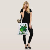 ST PATRICKS TOTE BAG (Op model)