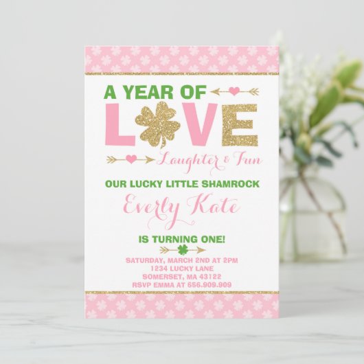 St. Patrick's verjaardagsuitnodiging Little Shamro Kaart (Staand voorkant)