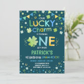 St. Patrick's verjaardagsuitnodiging Lucky Charm Kaart (Staand voorkant)