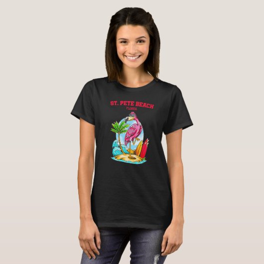 St Pete Beach Flamingo Surfboard T-shirt (Voorkant volledig)