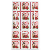 St. Therese de Kleine Bloem met rode rozen harten Klein Cadeauzakje (Voorkant)