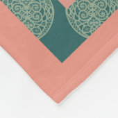 St. Therese the Little Flower Roses Crucifix Fleece Deken (Hoek)