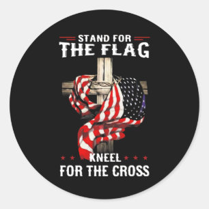 Sta Voor De Vlag Kniel Voor Het Kruis Usa Vlag Fo Ronde Sticker