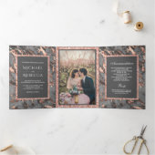 Staal Grijs Marmeren Roos Gouden Glitter Foto Brui Drieluik Uitnodiging (Binnen)