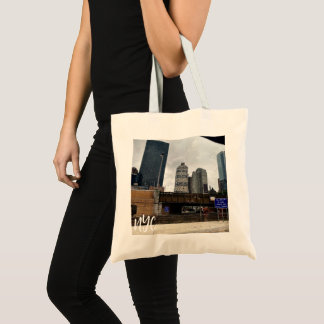 Staalkleurige lucht NYC Tote Bag