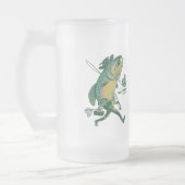 Staalkopforel in zijn broek matglas bierpul (Links)