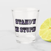 Staan in stut shot glas (Voorkant)