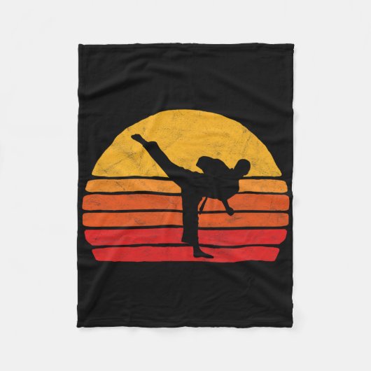 Staande Karate Trap 80's Sun Stijl Grafisch Fleece Deken (Voorkant)