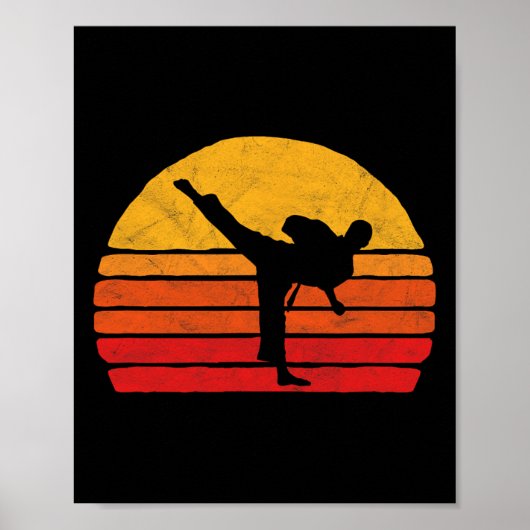 Staande Karate Trap 80's Sun Stijl Grafisch Poster (Voorkant)