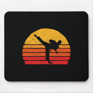 Staande Karate Trap 80's Zon Stijl Grafisch Muismat