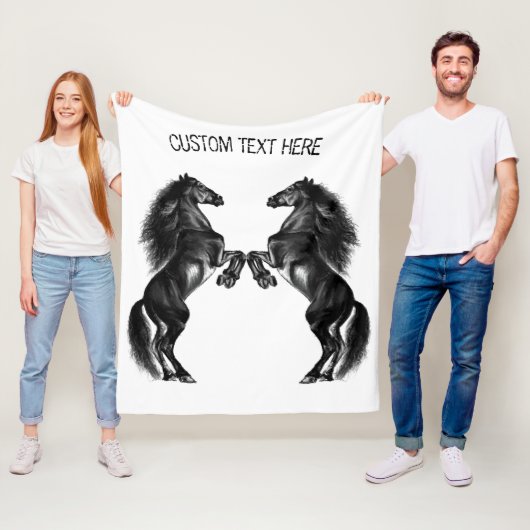 Staande Paard Fleece Deken met Aangepaste Tekst (In situ)