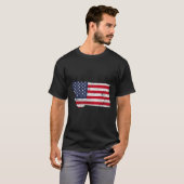 Staat van Montana overzicht met Amerikaanse vlag A T-shirt (Voorkant volledig)