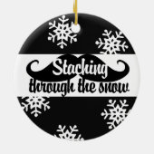 Staching door de sneeuw keramisch ornament (Achterkant)