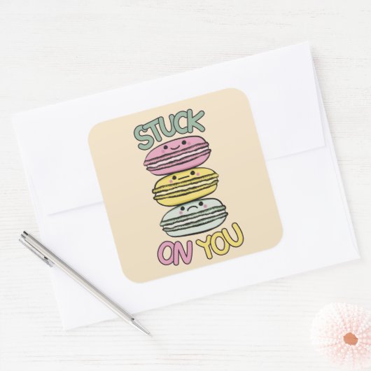 Stack of Cute Kawaii Macarons Vierkante Sticker (Envelop)