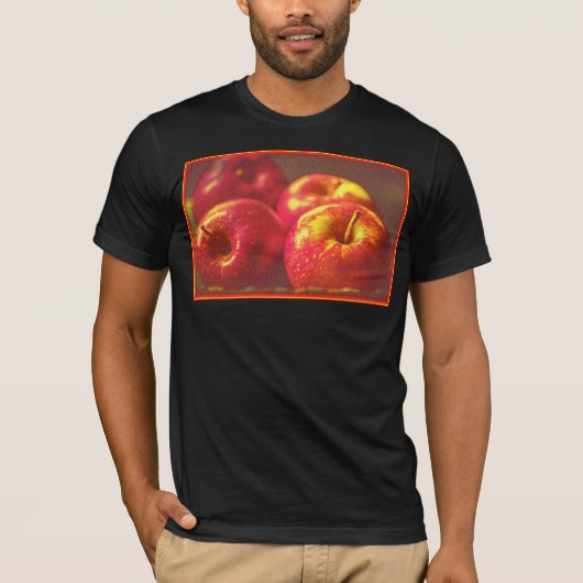 "Stack of Red Apples Fruit" Kute foto. Bestel nu T-shirt (Voorkant)