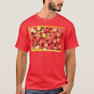 "Stack of Strawberries Fruit" Cute Photo. Bestel n T-shirt