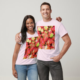 "Stack of Strawberries Fruit" Cute Photo. Bestel n T-shirt