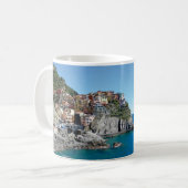 stad op klif koffiemok (Voorkant links)