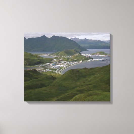 Stad van Unalaska, Alaska Canvas Afdruk (Voorkant)