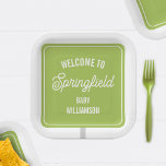 Stad Welkomstbord Groen Baby shower Papieren Bordje<br><div class="desc">Illustratie van een groen welkomstbord. Personaliseer met de naam van uw stad en de naam van uw baby.</div>