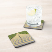 Stadiumtrap tussen rijen groene stoelen bier onderzetter (Rechterzijde)