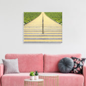Stadiumtrap tussen rijen groene stoelen canvas afdruk (Insitu (Woonkamer))