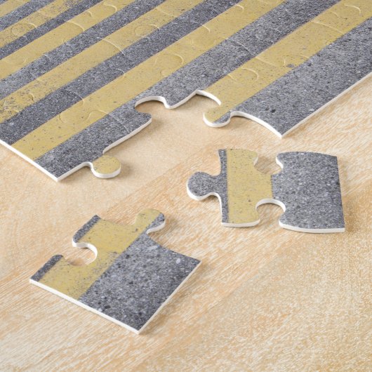 Stadiumtrap tussen rijen groene stoelen legpuzzel (Zijkant)