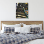 Stads Kunst op Trap Verlaten Gebouw Canvas Afdruk (Insitu (Slaapkamer))
