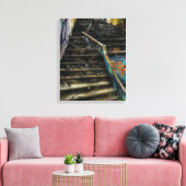 Stads Kunst op Trap Verlaten Gebouw Canvas Afdruk (Insitu (Woonkamer))