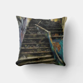 Stads Kunst op Trap Verlaten Gebouw Kussen
