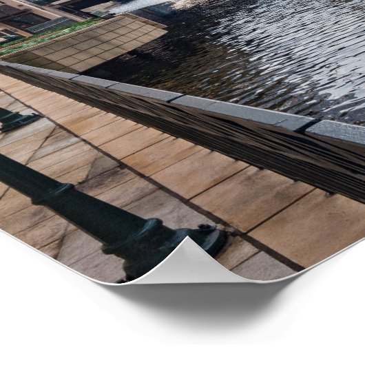 stadscyclus riverfront en architectuur poster (Hoek)