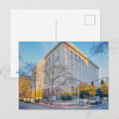 Stadsgebouw en straat herfstbomen briefkaart (Voorkant / Achterkant)