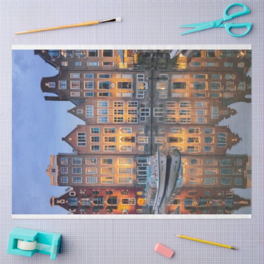 Stadsgebouwen op rivierdeklaagpapier tissuepapier (Craft)