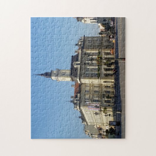 Stadshal op een vrijheidsplein in Novi Sad Legpuzzel (Verticaal)